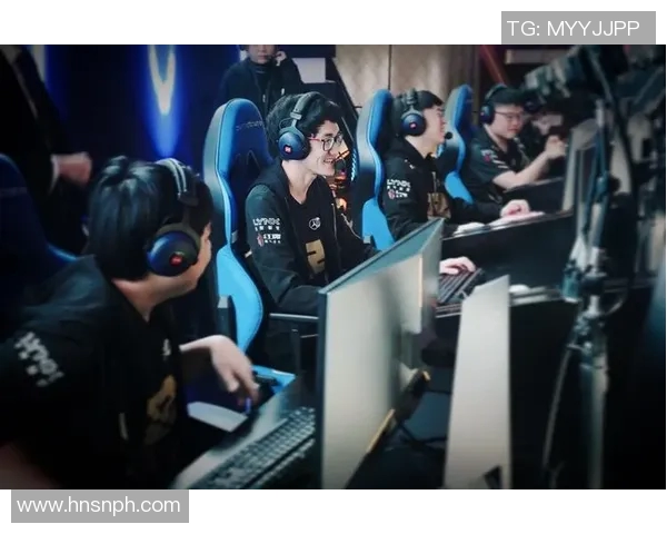 电竞新闻RNG战队在英雄联盟个人能力排行榜中荣登第三名展现强大实力 电竞新闻RNG战队在英雄联盟个人能力排行榜中荣登第三名展现强大实力